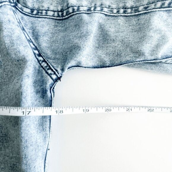 Retro Mens Button Down Denim Shirt Long Sleeve Chest Pockets Light Wash Small - Picture 5 of 7